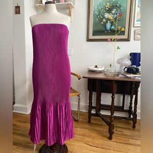 Abercrombie & Fitch Giselle Fuchsia Pleated Dress